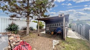 Photo 21- click for photo gallery